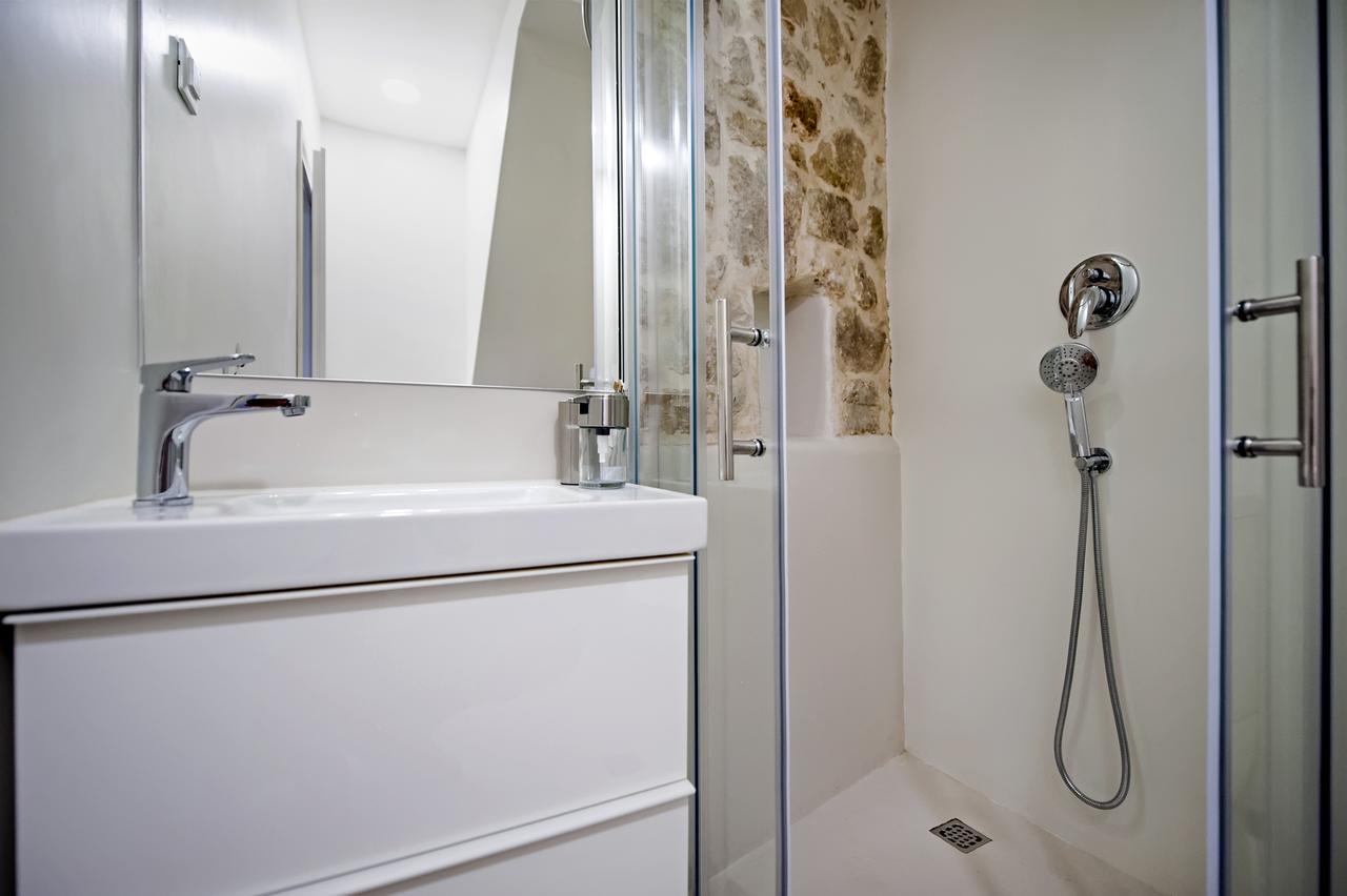 Luna Rooms And Studios Rovinj Buitenkant foto