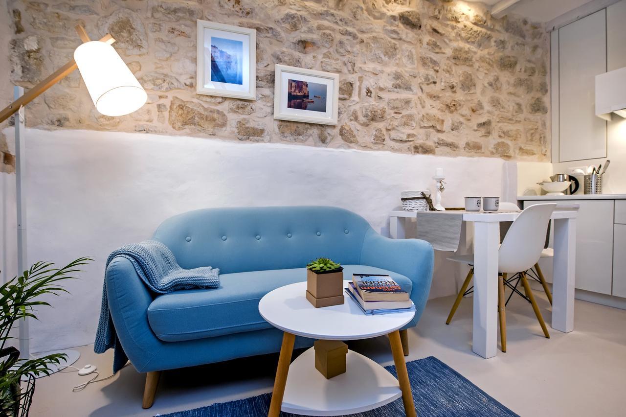 Luna Rooms And Studios Rovinj Buitenkant foto