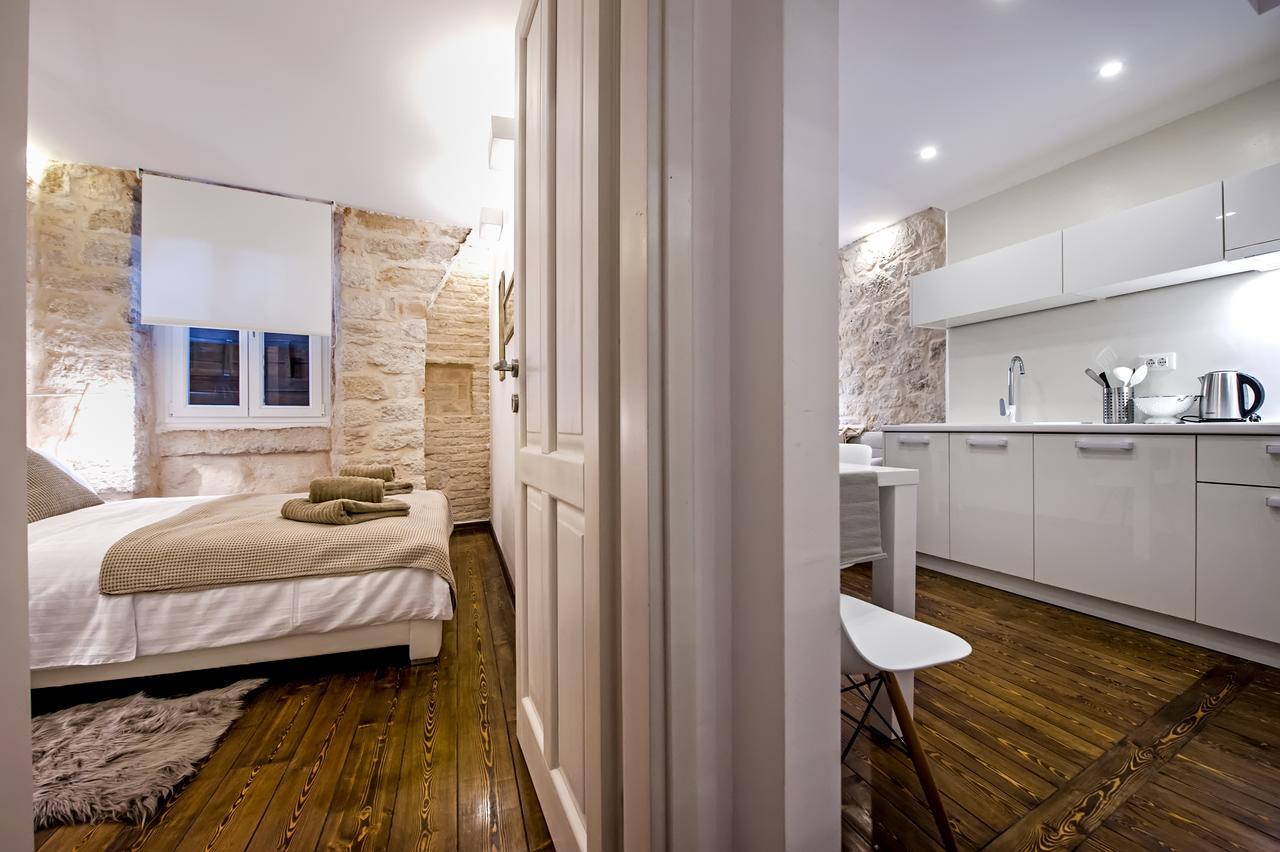 Luna Rooms And Studios Rovinj Buitenkant foto